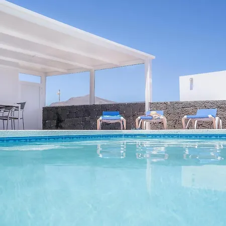 Vv Mapaluca Minigolf By Hh Playa Blanca