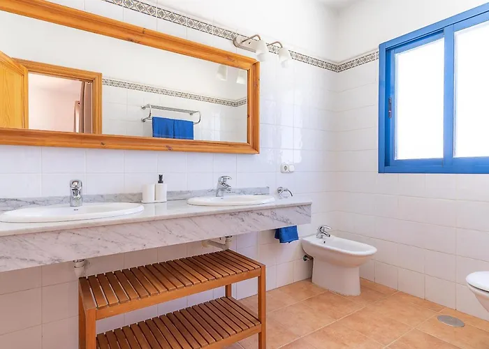 Vv Mapaluca Minigolf By Hh Villa Playa Blanca (Lanzarote)